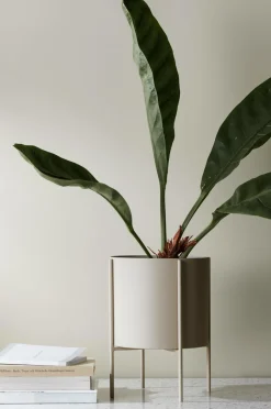 Clearance Ellos Home Potteskjuler Milton med vendbart stativ BEIGE