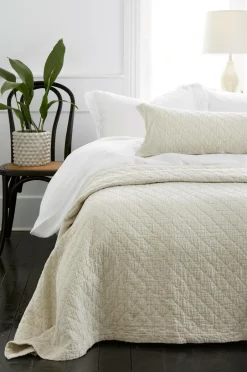 Clearance Ellos Home Sengetæppe Thelma Check i bomuld Beige
