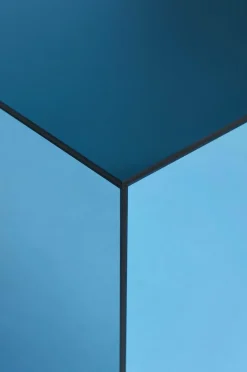 Best Ellos Home Sidebord Kube med spejlglas Lyseblå