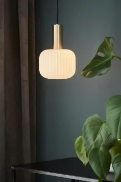 Outlet Markslöjd Loftlampe Sober Small 1L Børstet messing/hvid