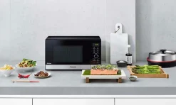 Clearance Panasonic Mikroovn 29L 1000w No color