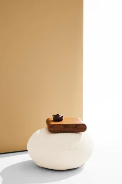 Best Pastill Bloom puff ø 72 cm Cremet hvid